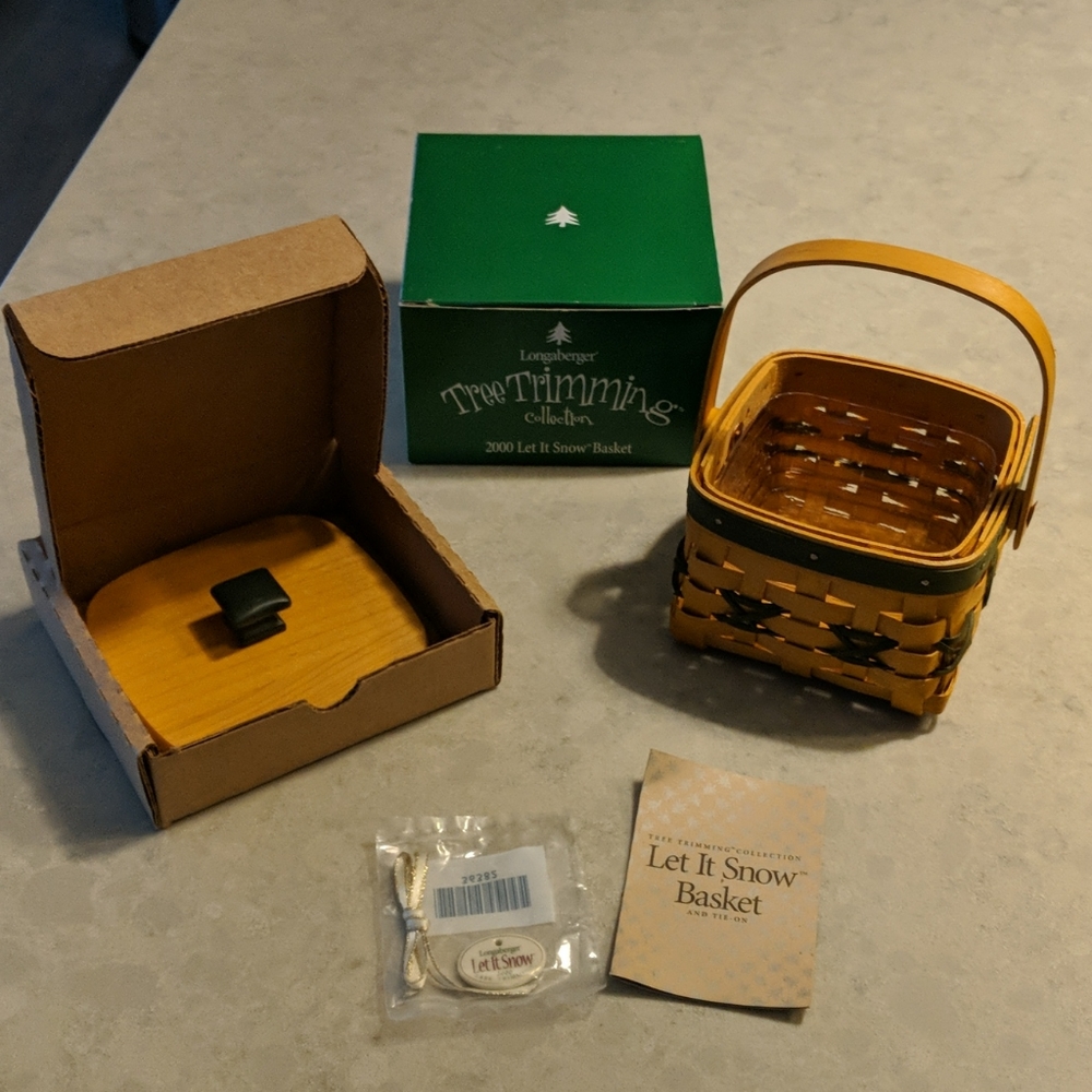 Longaberger 2000 Let It Snow Basket Set
